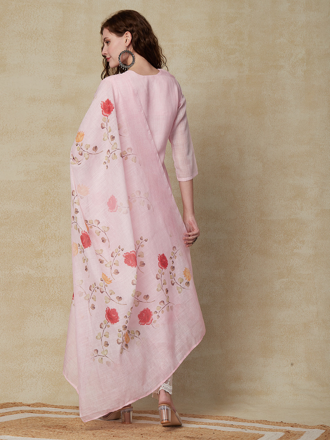 Solid Resham Embroidered Kurta with Floral Printed Dupatta - Pink