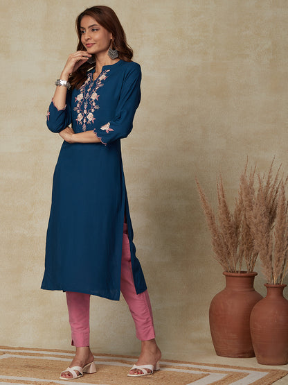 Solid Floral Resham Embroidered Kurta - Blue