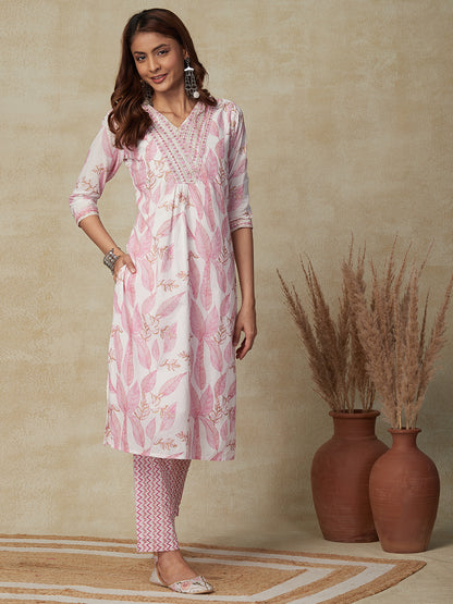 Floral Ethnic Printed Zari & Sequins Embroidered Kurta with Pants & Dupatta - White & Pink