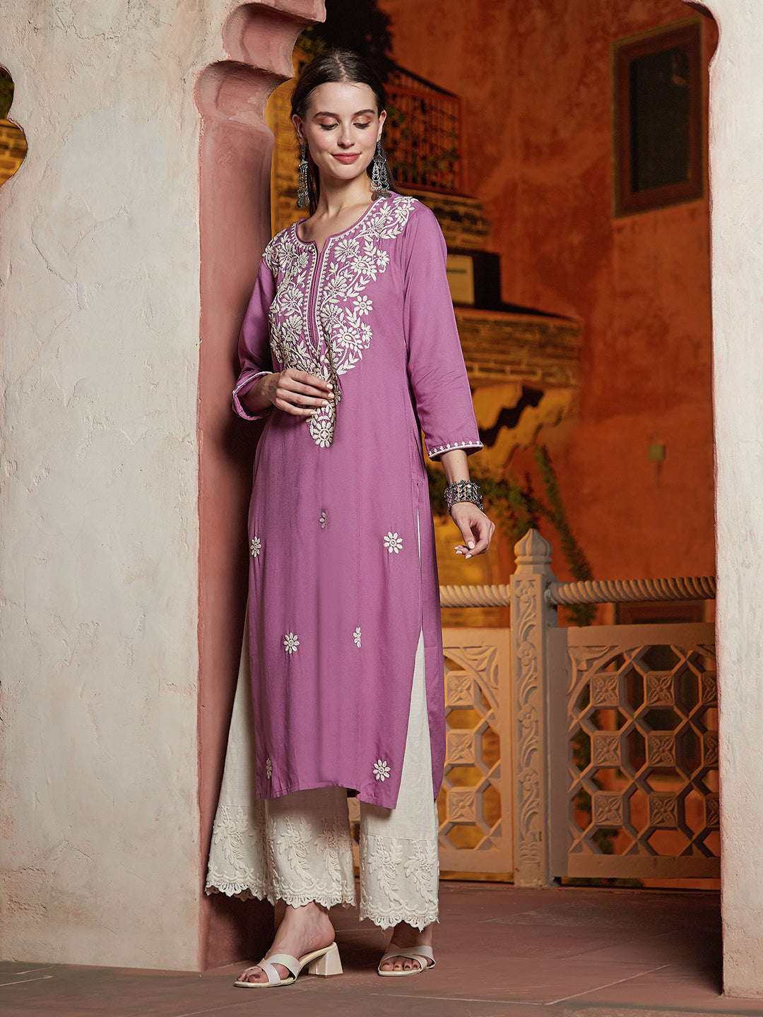 Solid Resham Floral Embroidered Kurta - Purple