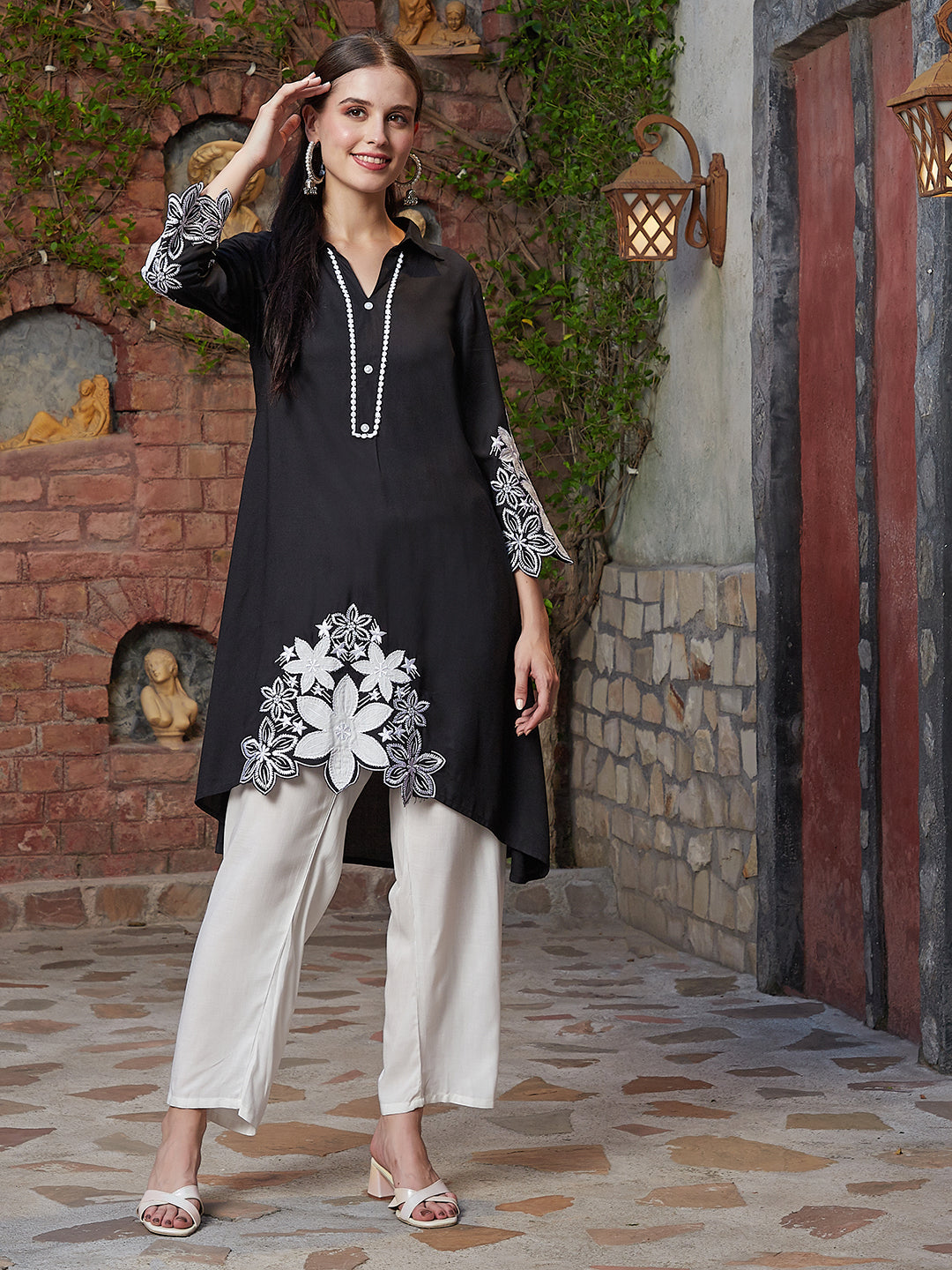 Solid Resham & Applique Embroidered Asymmetric High-Low Hem Kurta with Pants - Black