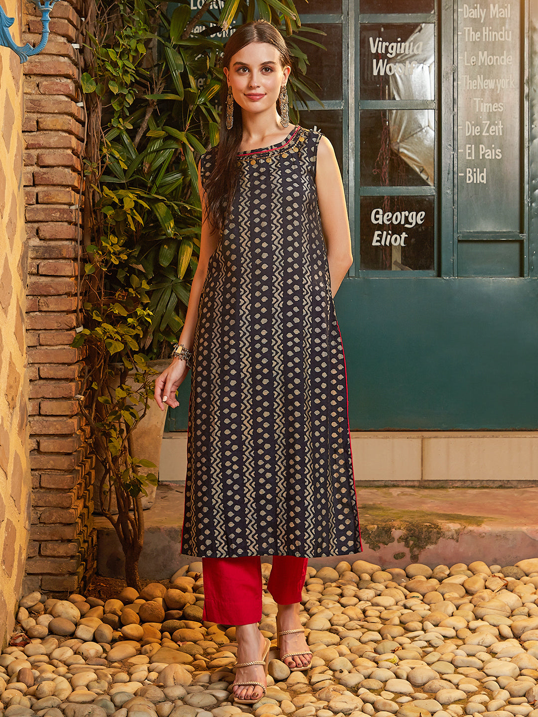 Ethnic Printed & Embroidered Straight Fit Kurta - Navy Blue