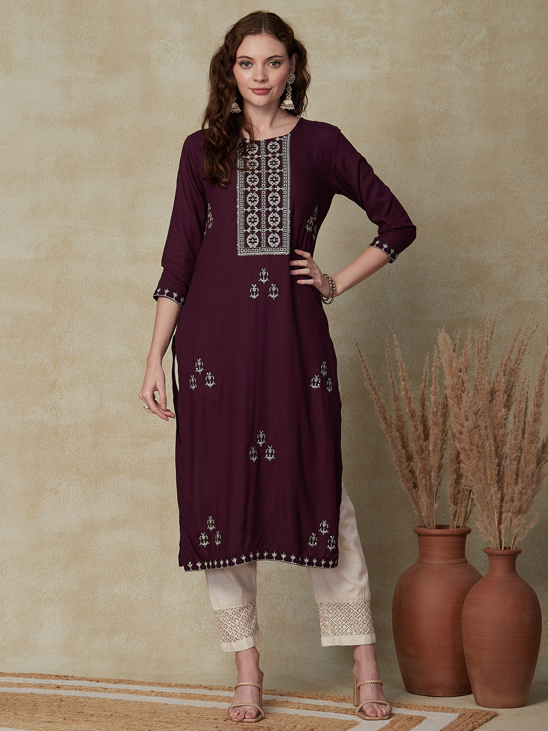 Solid Zari, Resham & Sequins Embroidered Kurta - Burgundy