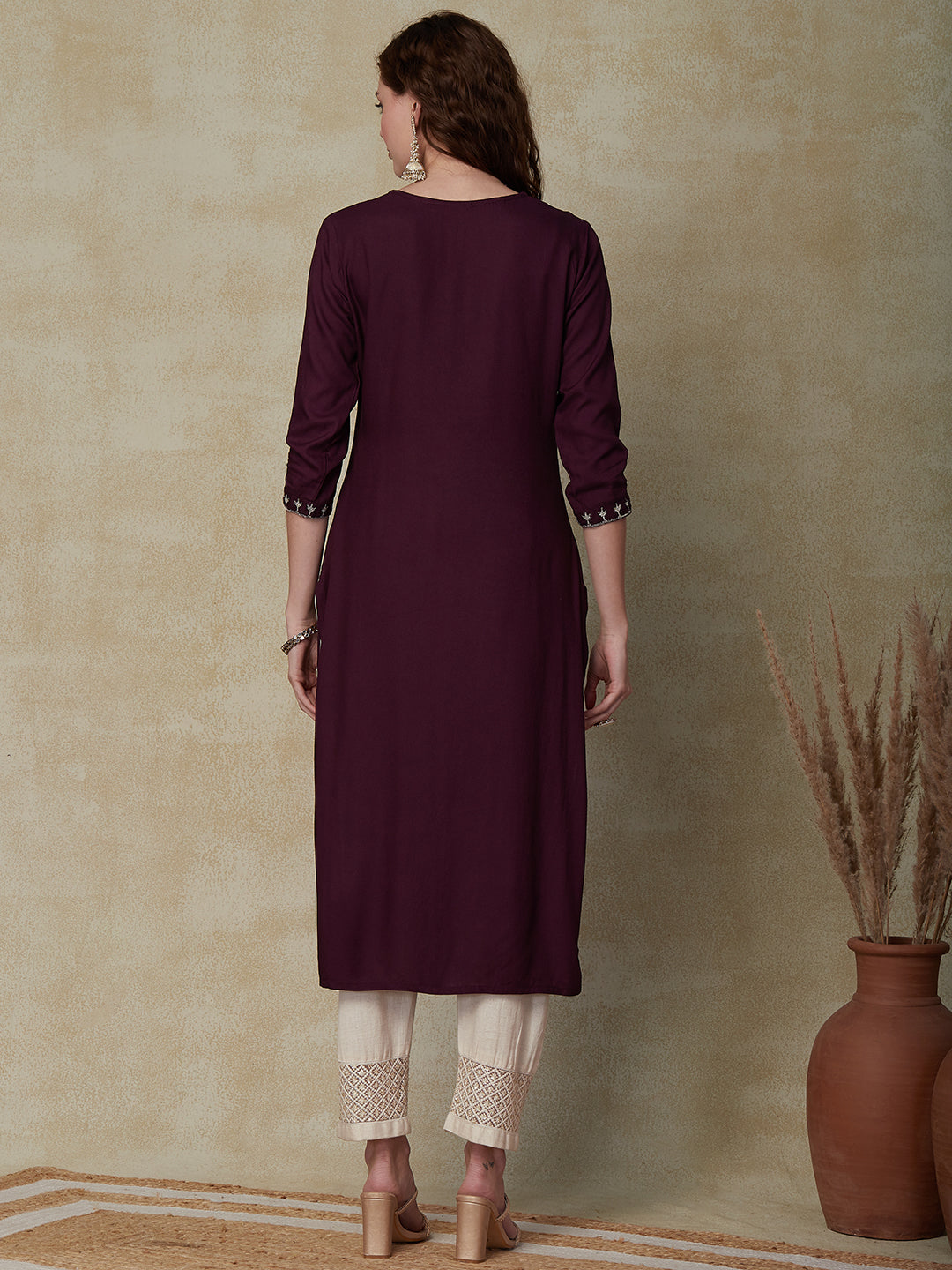 Solid Zari, Resham & Sequins Embroidered Kurta - Burgundy