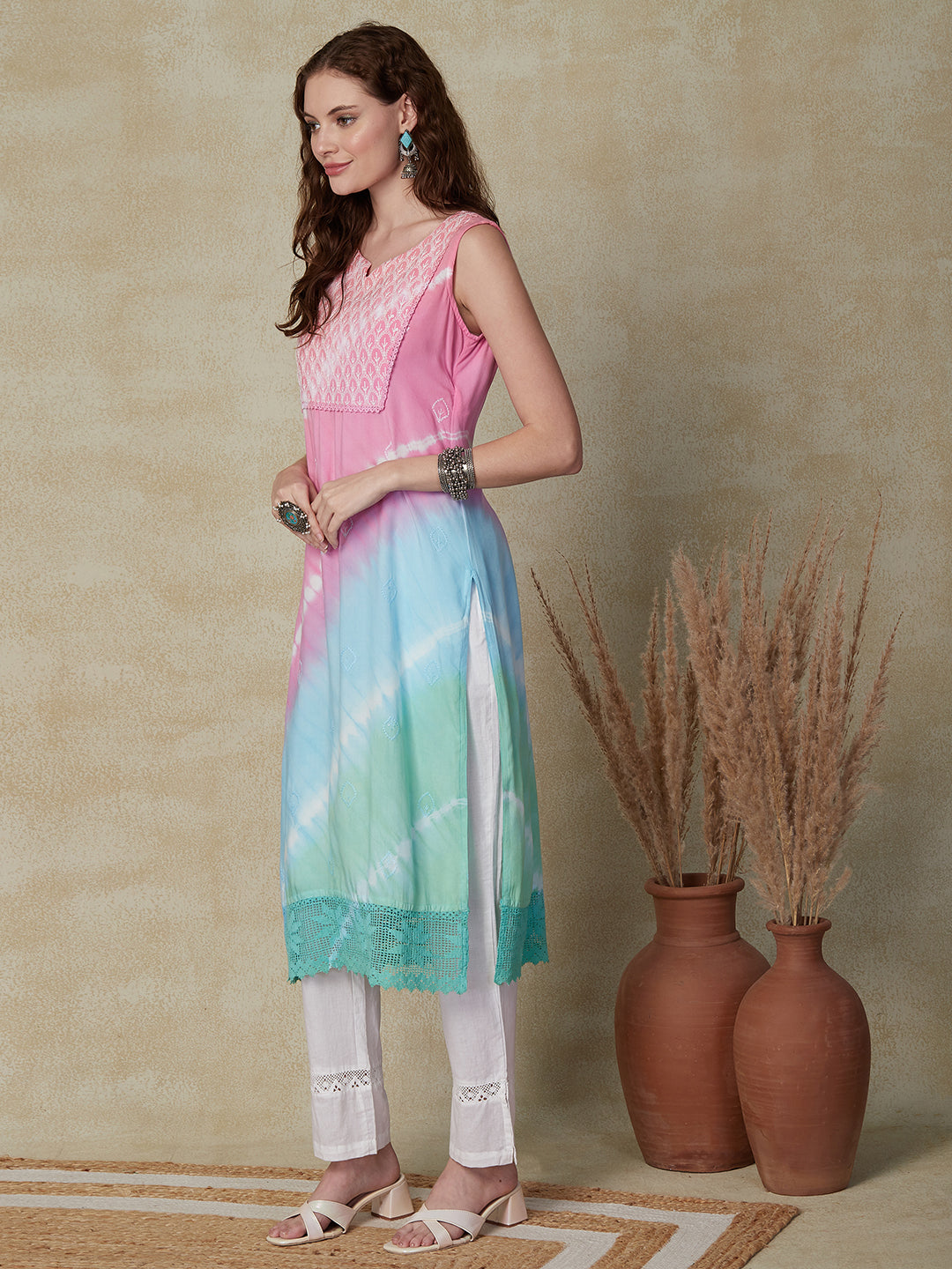 Tie-Dyed Resham & sequins Embroidered Crochet Lace Kurta - Multi