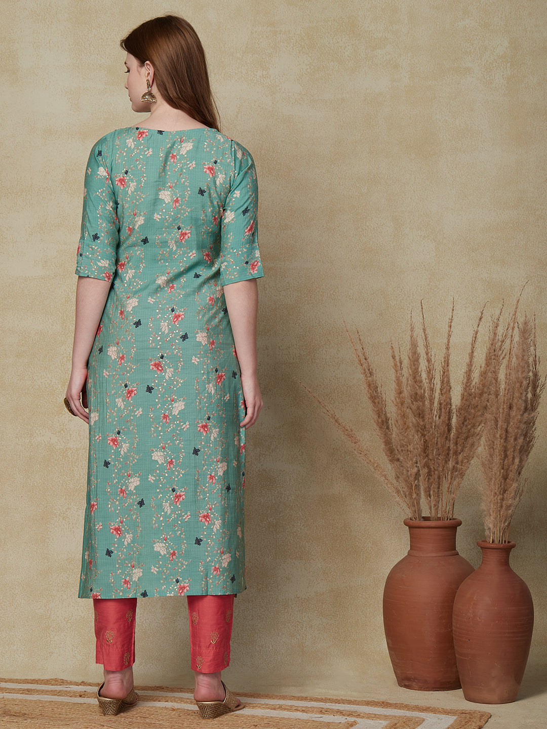Abstract Printed Resham & Sequins Embroidered Kurta - Green