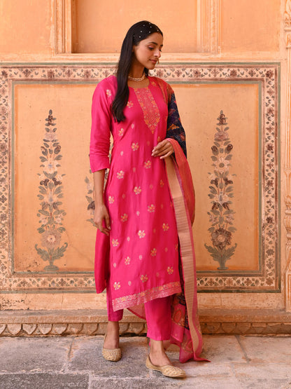 Floral Woven Zari & Resham Jacquard Kurta with Pants & Dupatta - Pink