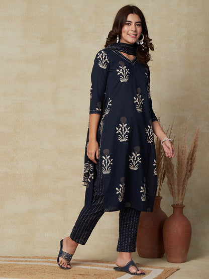 Floral Printed REsham & Sequins Embroidered Kurta with Pants & Dupatta - Navy Blue