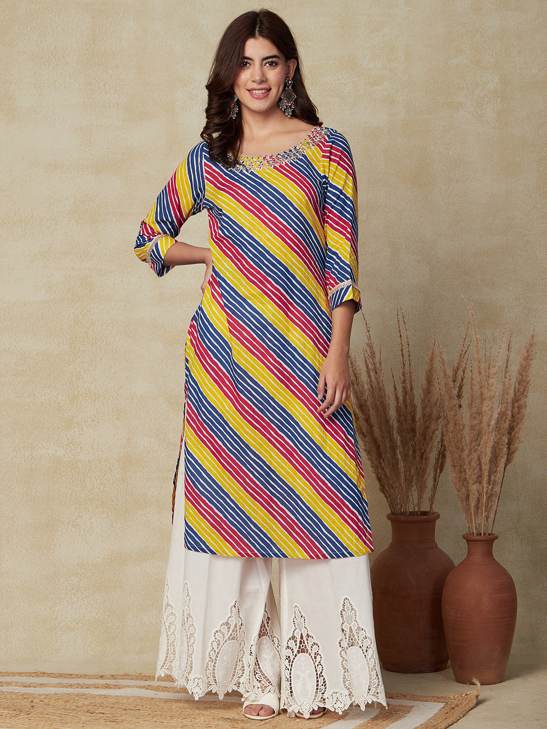 Leheriya Printed & Zari Embroidered Straight Fit Kurta - Multi