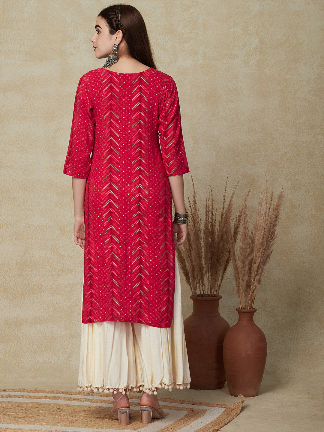 Abstract & Geometric Barfi Printed Mirror & Resham Embroidered Kurta - Red