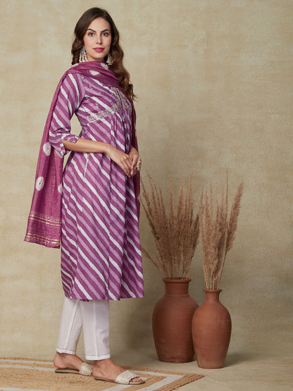 Diagonal striped Mirror Embroidered Pleated Kurta with Pants & Dupatta - Purple