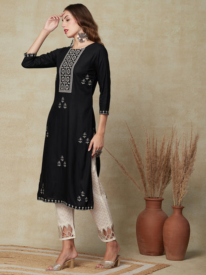 Solid Zari, Resham & Sequins Embroidered Kurta - Black