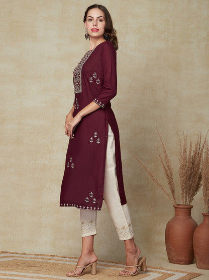 Solid Zari, Resham & Sequins Embroidered Kurta - Maroon