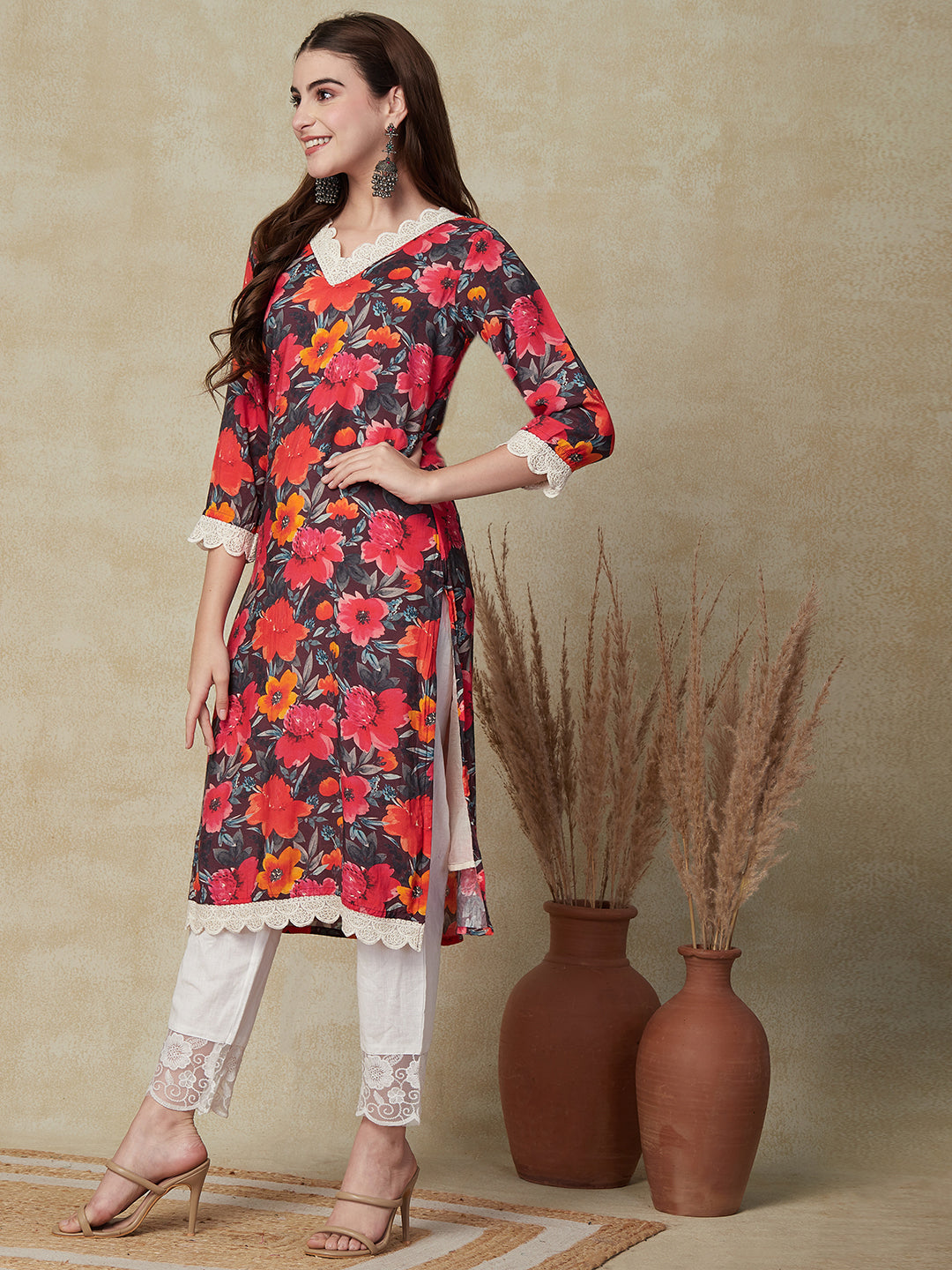 Floral Printed Straight Fit Kurta - Burgundy