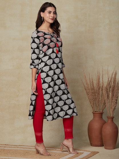 Floral Printed Resham Embroidered Fringed Tasseled Kurta- Black