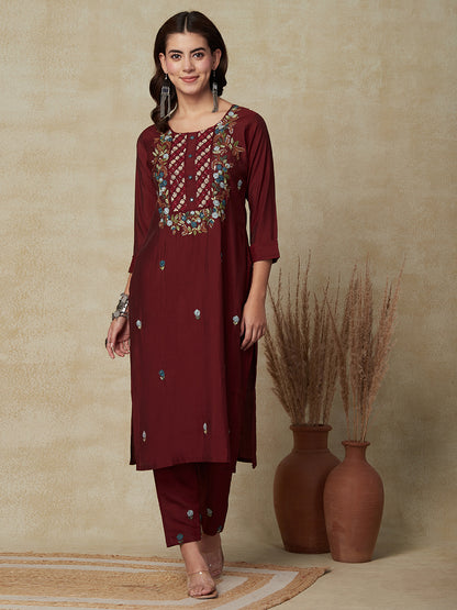 Floral Hand Embroidered Straight Fit Kurta - Brown