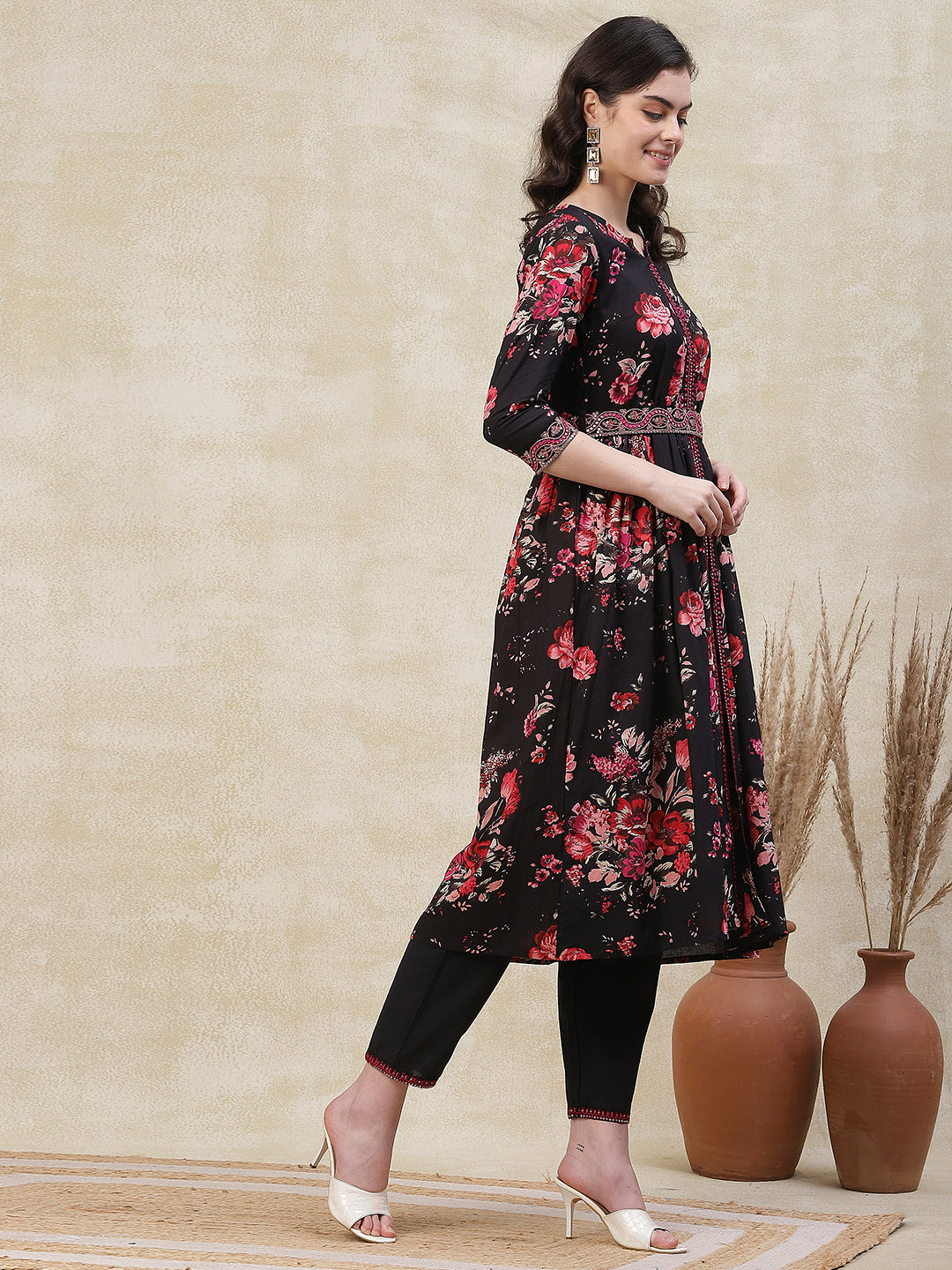 Floral Printed Mirror & Resham Embroidered Kurta with Waist Belt &Pants - Black