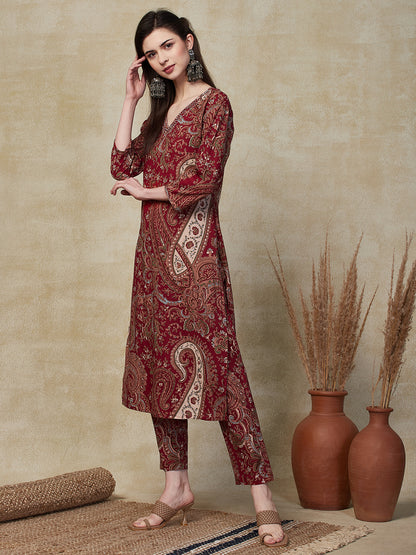 Ethnic Floral Printed Straight Fit Kurta with Pant - Brown