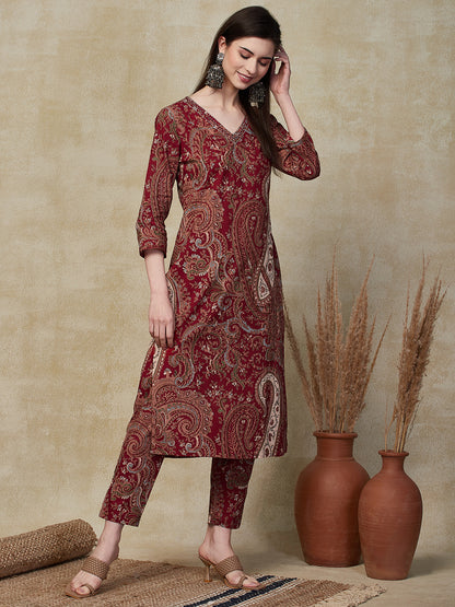 Ethnic Floral Printed Straight Fit Kurta with Pant - Brown