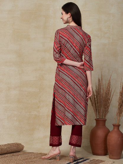 Ethnic Stripes Printed Straight Fit Kurta - Maroon