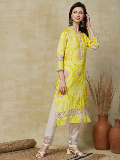 Abstract Geometric Foil Printed Straight Fit Kurta - Yellow