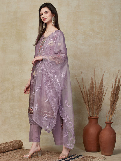 Ethnic Floral Printed Straight Fit Kurta with Pant & Dupatta - Lavender