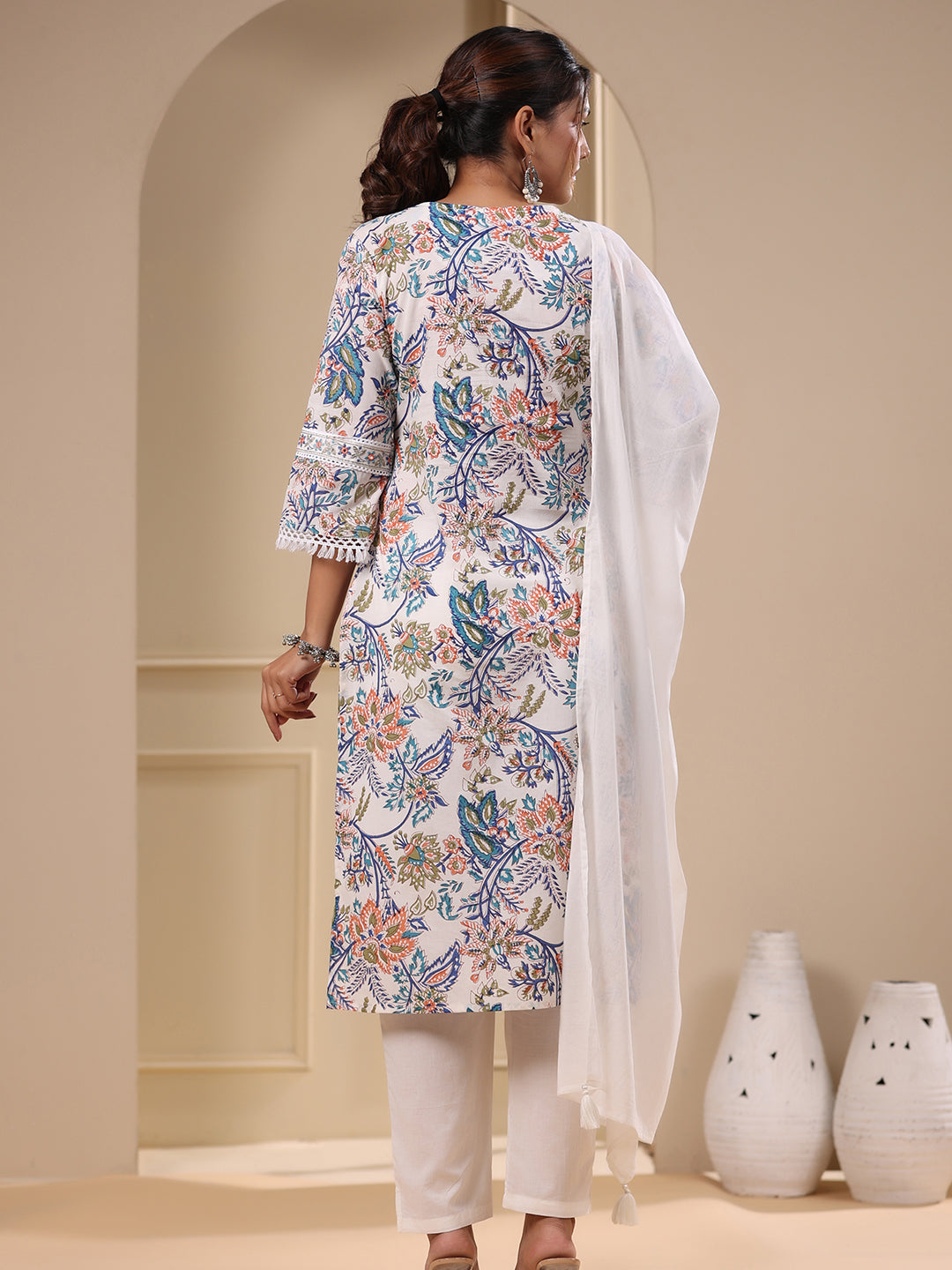 Ethnic Floral Printed Straight Fit Kurta with Pant & Dupatta - White