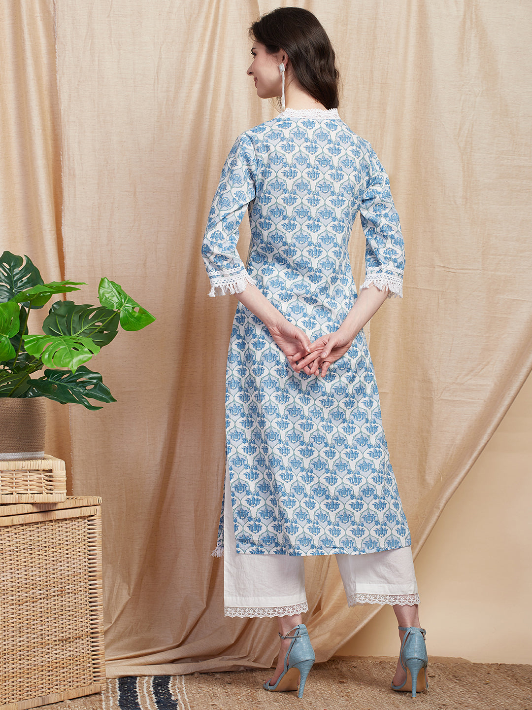 Floral Block Printed Crochet & Fringed Lace Work Kurta - White & Blue