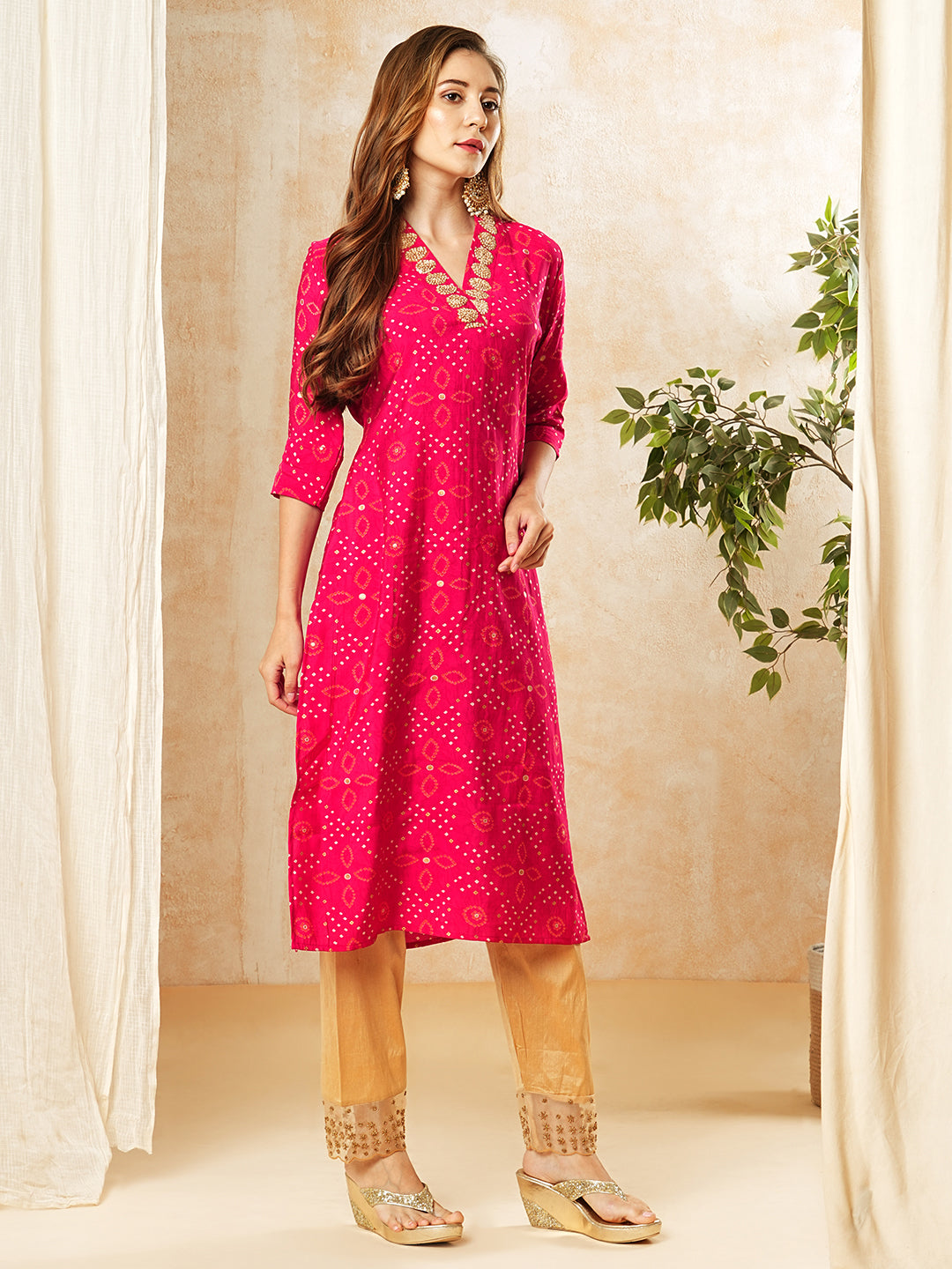 Ethnic Printed Sequins & Resham Embroidered Kurta - Pink