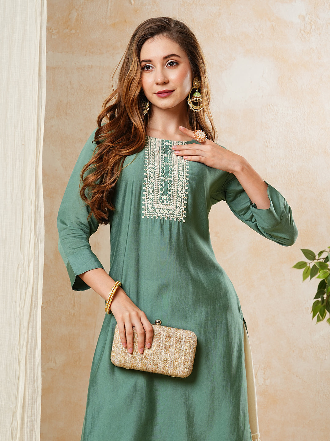 Solid Resham & Zari Embroidered Kurta - Green