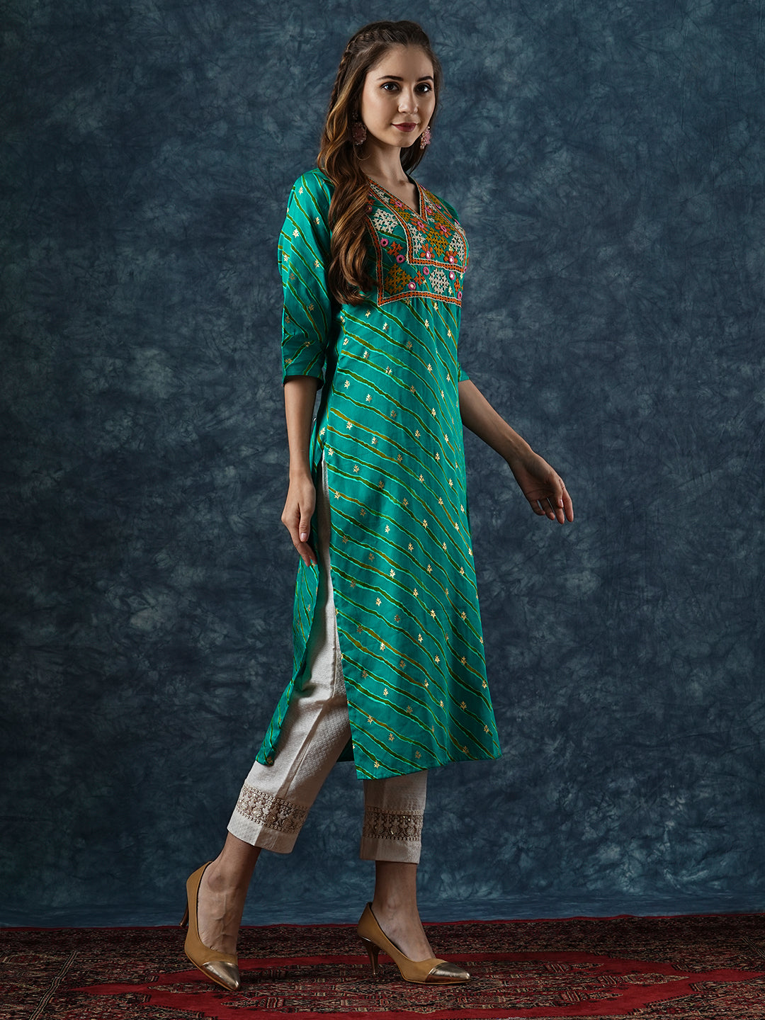 Lehriya Printed Mirror & resham Hand Embroidered Kurta - Sea Green