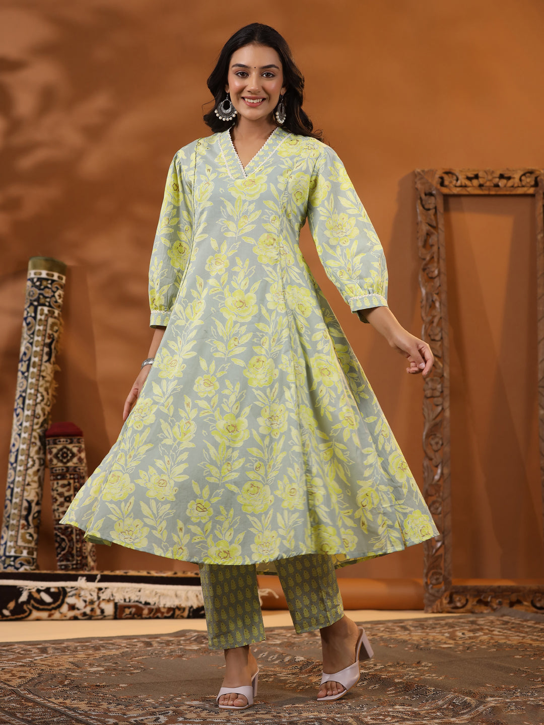 Ethnic Floral Foil Printed A-Line Paneled Kurta with Pant - Mint Green