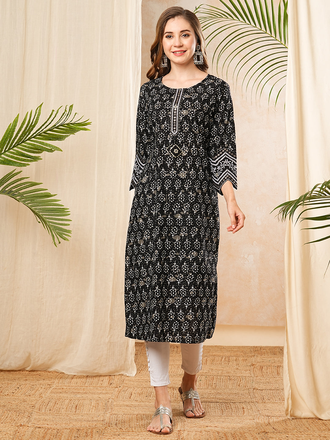 Ethnic Floral Printed & Embroidered Straight Fit Kurta - Black