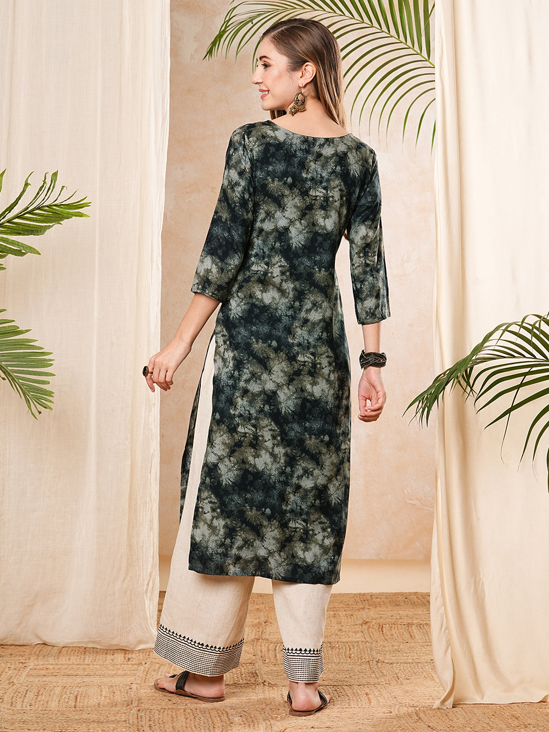 Abstract Tie - Dye Printed & Embroidered Straight Fit Kurta - Black