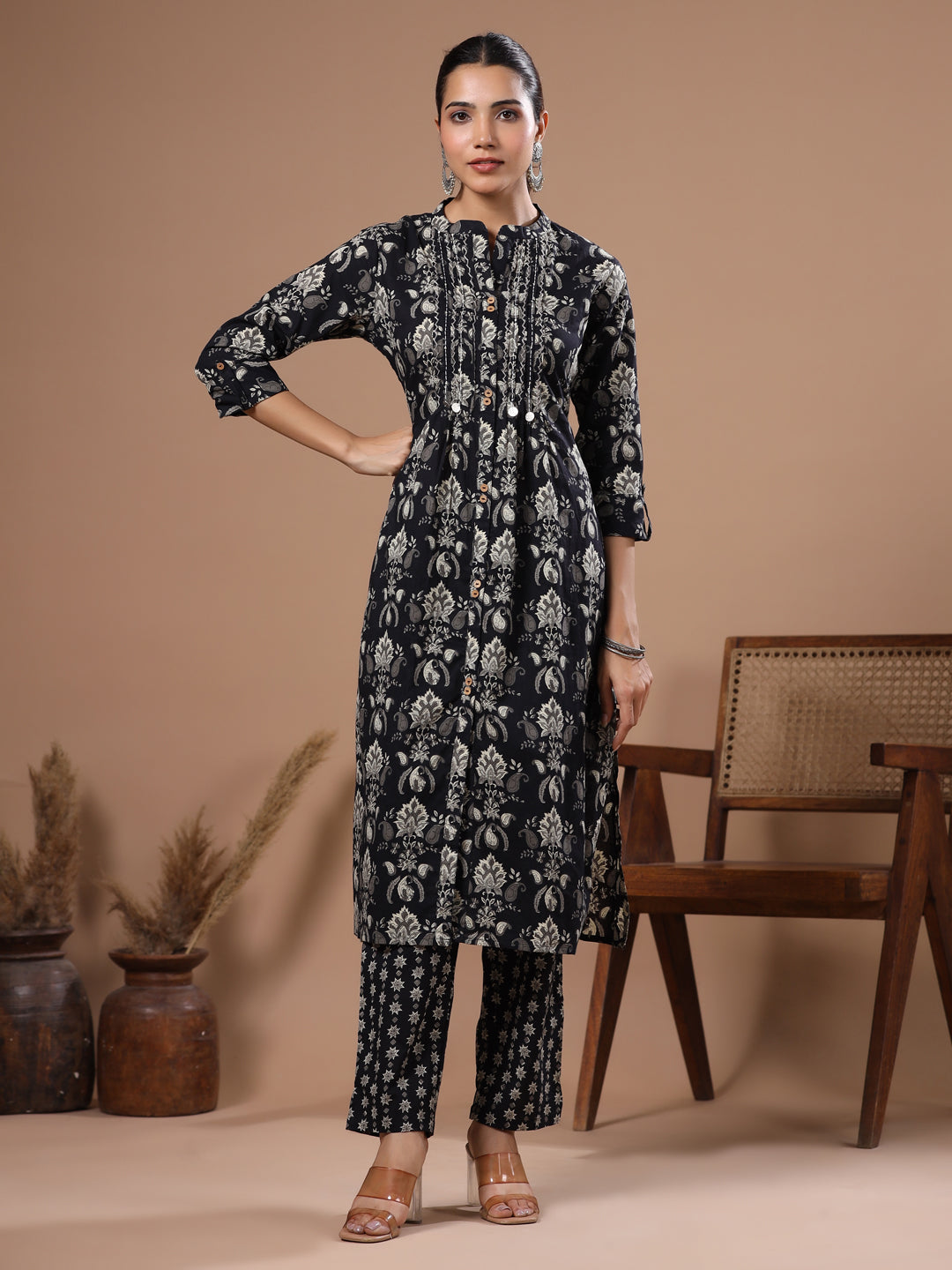 Floral Printed Resham & Tikki Embellished Kurta with Pants - Black