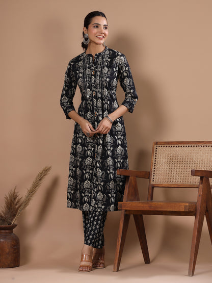 Floral Printed Resham & Tikki Embellished Kurta with Pants - Black