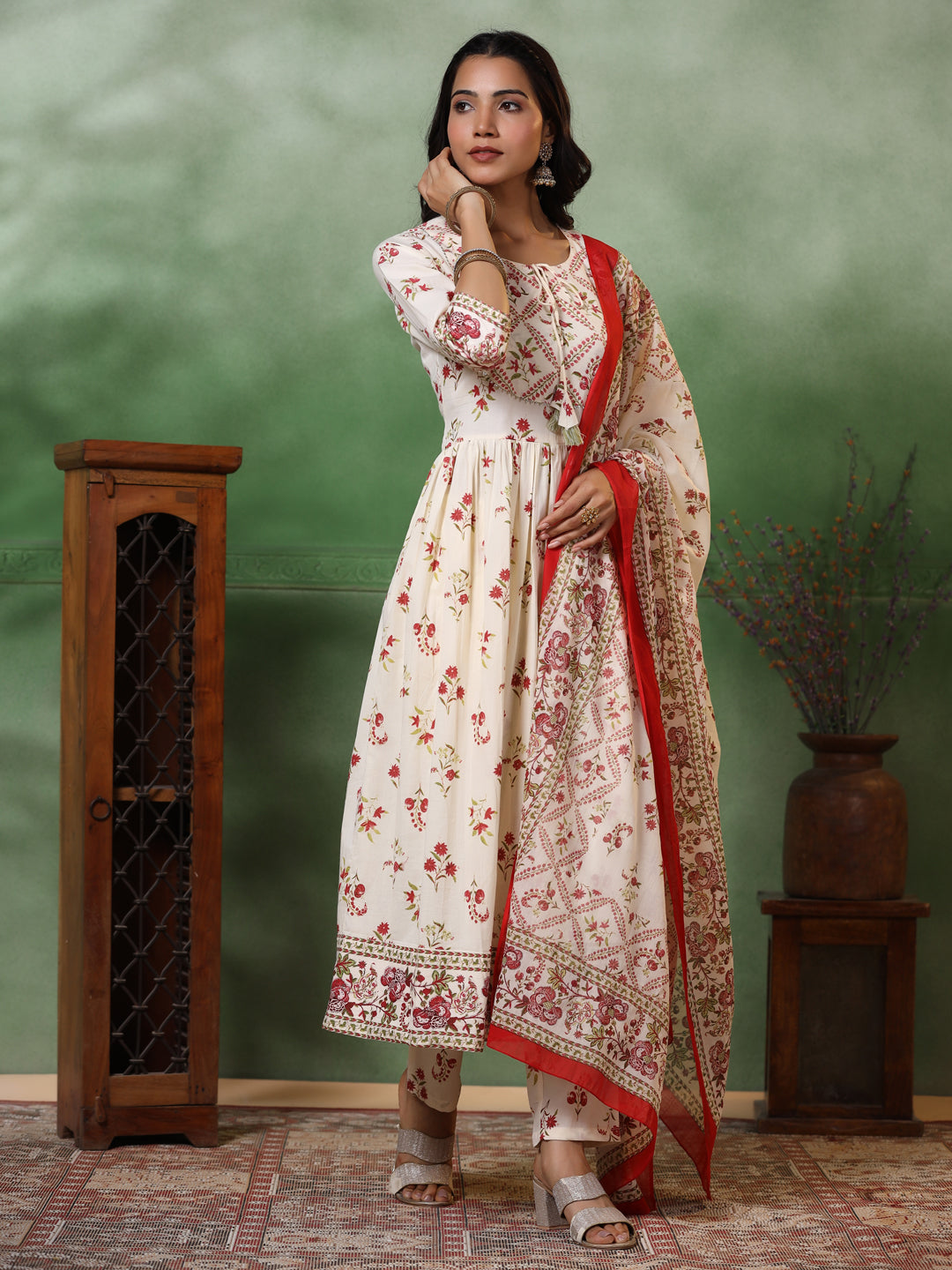 Floral Printed Sequins Embellished Pleated kurta with Pants & Dupatta - Off White