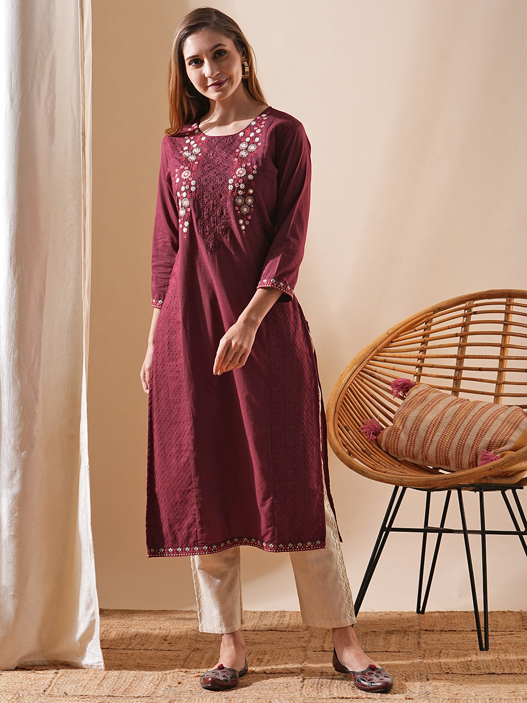 Floral Embroidered Straight Fit Kurta - Maroon