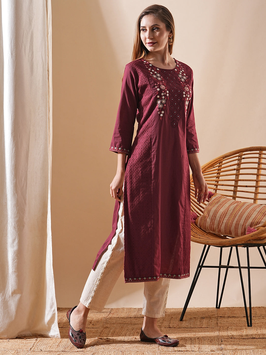 Floral Embroidered Straight Fit Kurta - Maroon