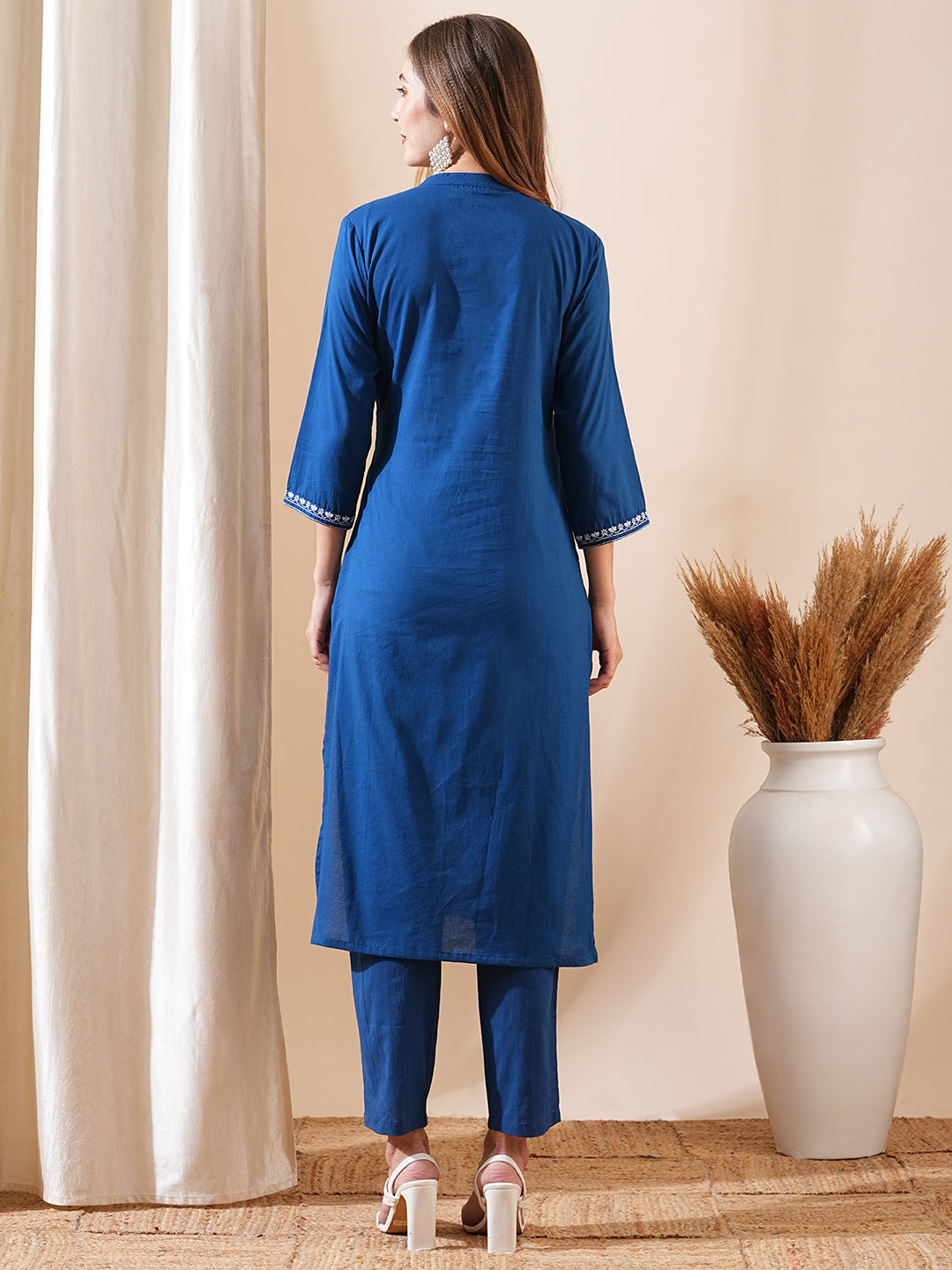 Solid Ethnic Embroidered Straight Fit Kurta with Pant - Blue