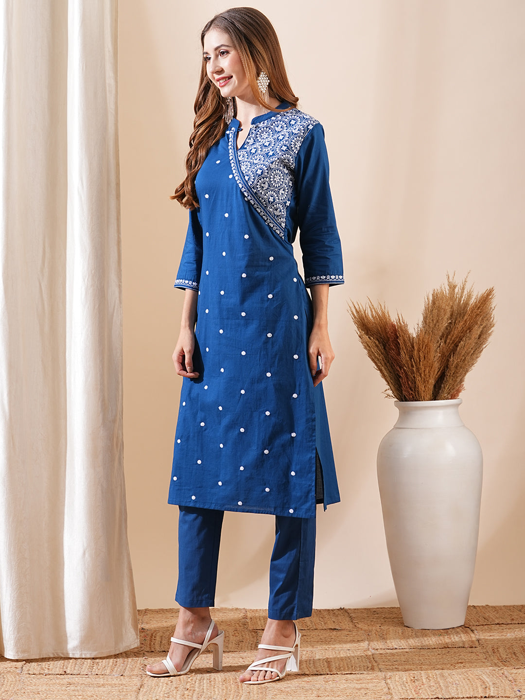 Solid Ethnic Embroidered Straight Fit Kurta with Pant - Blue