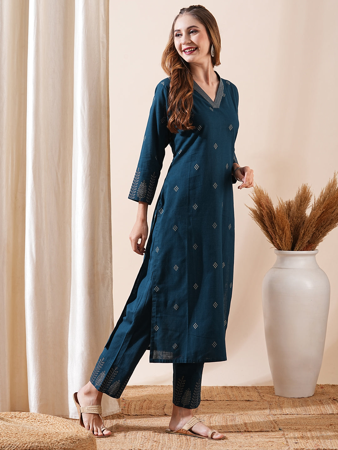 Abstract Printed Resham Top-Stitched Kurta with Pants - Blue