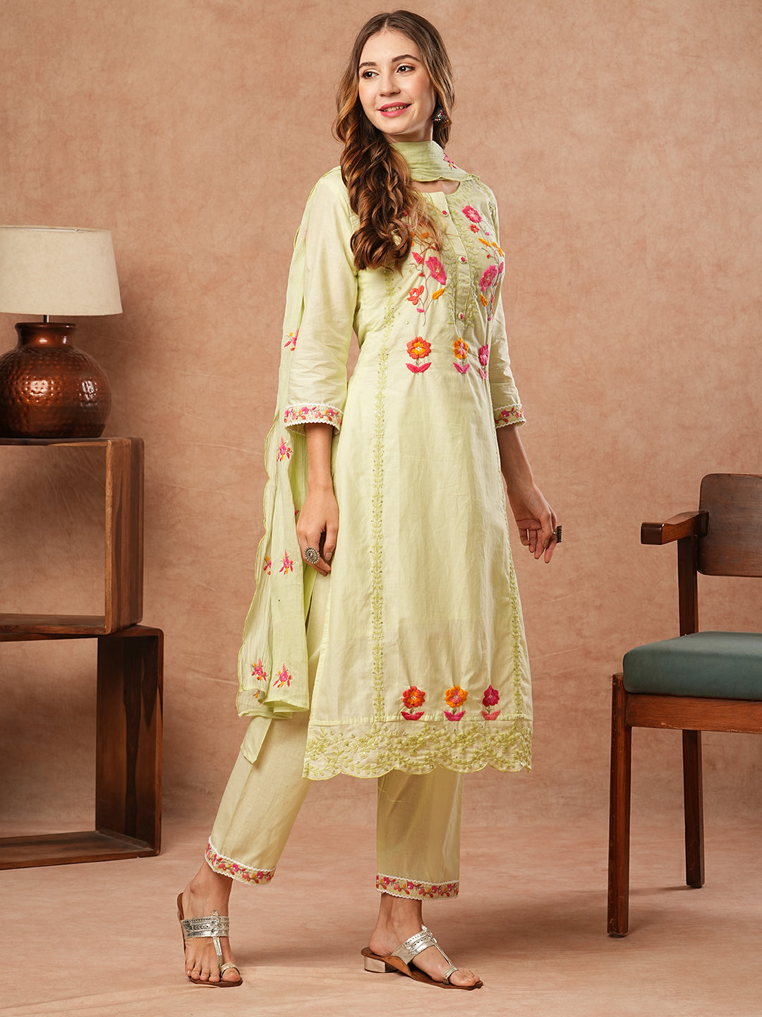 Solid Resham & Sequins Embroidered Kurta with Pants & Dupatta - Light Green