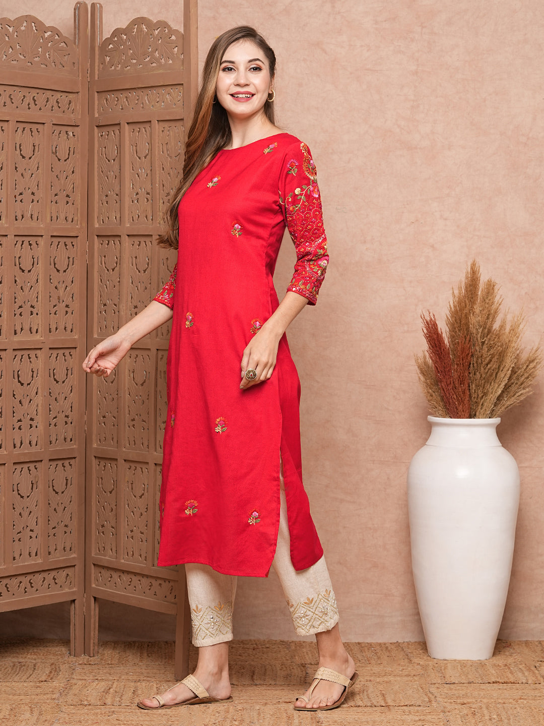 Floral Hand Sequin Embroidered Straight Fit Kurta - Red