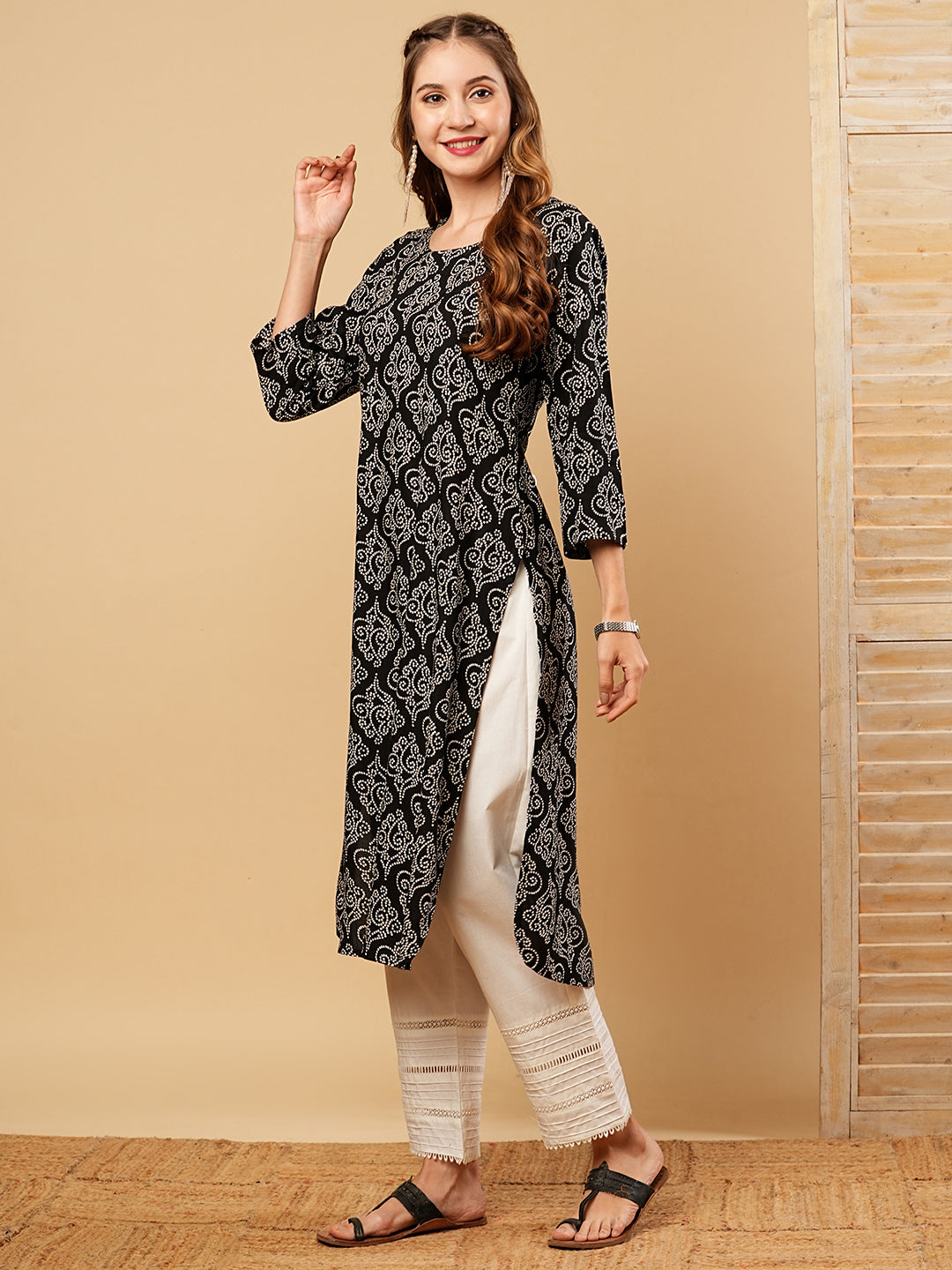 Ethnic Bandhani Printed Straight Fit Cotton Kurta - Black