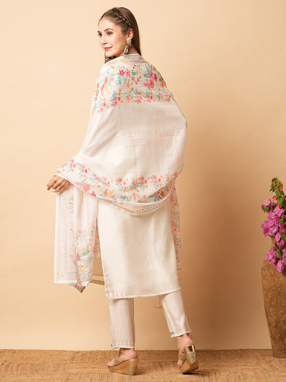 Floral Embroidered Straight Fit Kurta with Pant & Dupatta - White