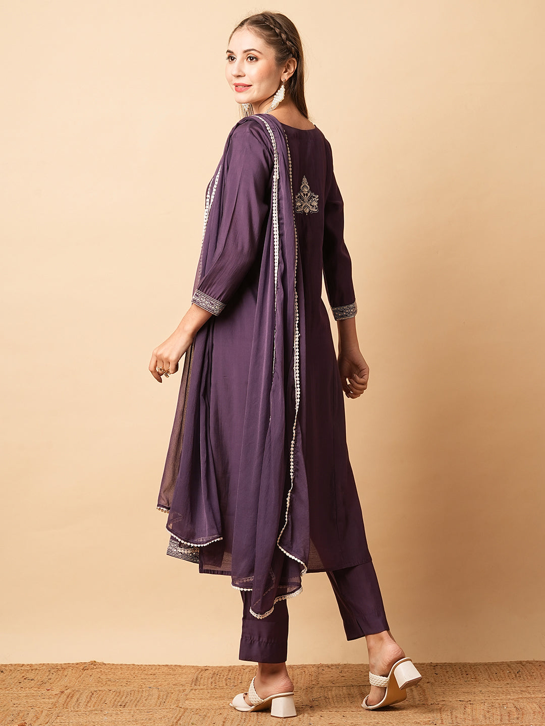 Solid Ethnic Embroidered Straight Fit Kurta with Pant & Dupatta - Purple