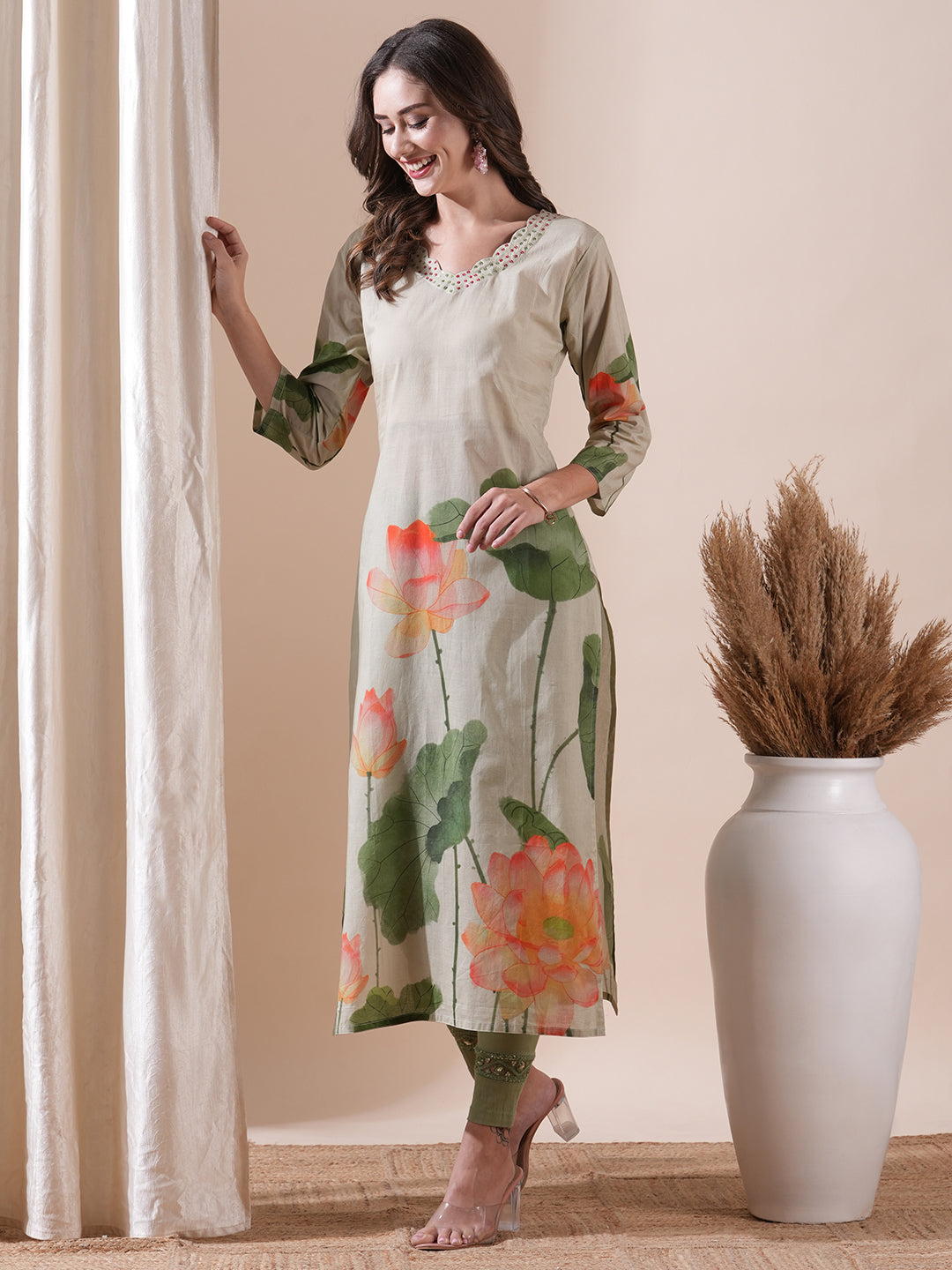 Floral Printed Sequins Embellished Kurta - Powder Green