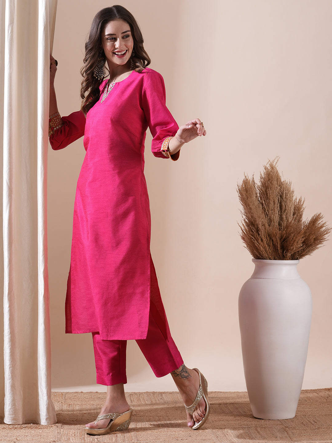 Solid Mirror, Zari & Applique Embroidered Kurta with Pants Set - Pink