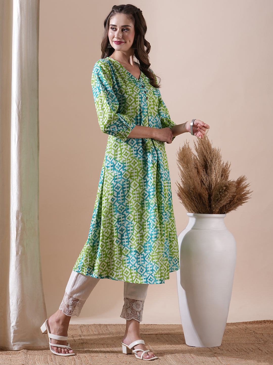 Abstract Printed Wooden Buttoned Pleated Front Kurta - Lime Green